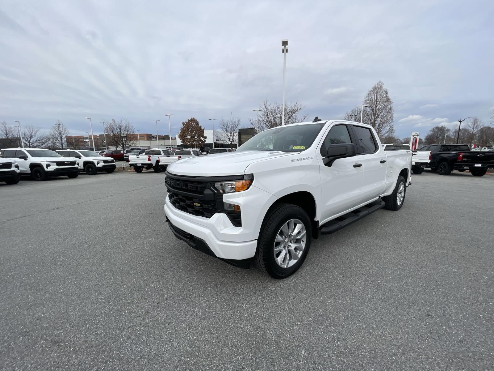 2025 Chevrolet Silverado 1500 Vehicle Photo in BENTONVILLE, AR 72712-4322