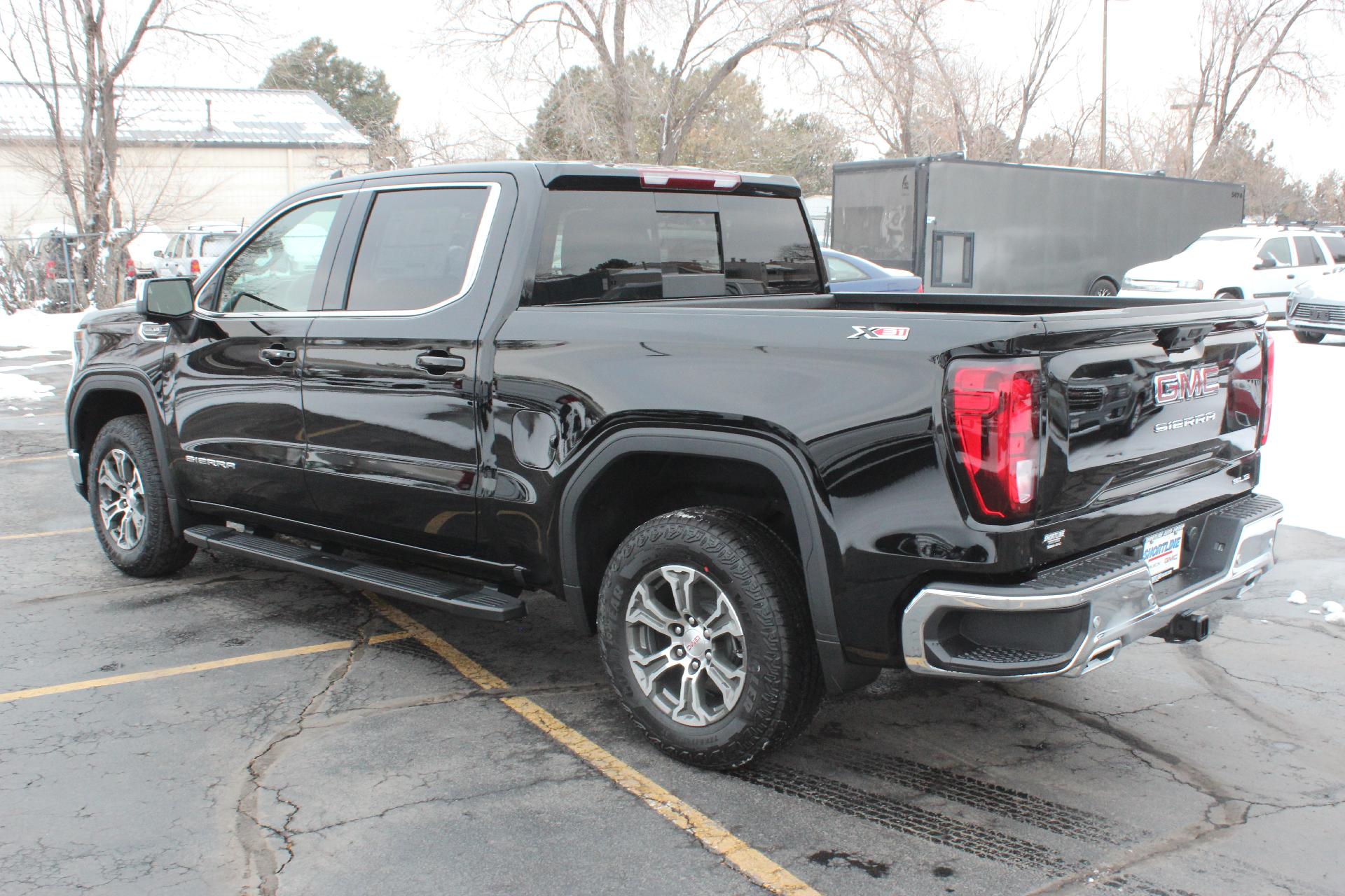 2025 GMC Sierra 1500 Vehicle Photo in AURORA, CO 80012-4011