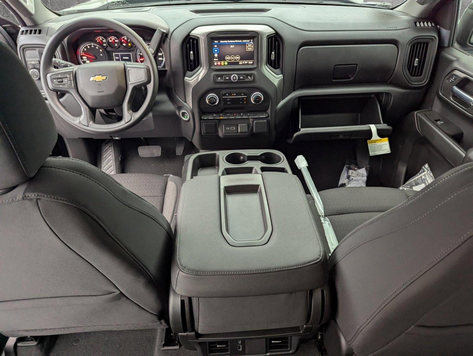 2025 Chevrolet Silverado 1500 Vehicle Photo in PEMBROKE PINES, FL 33024-6534