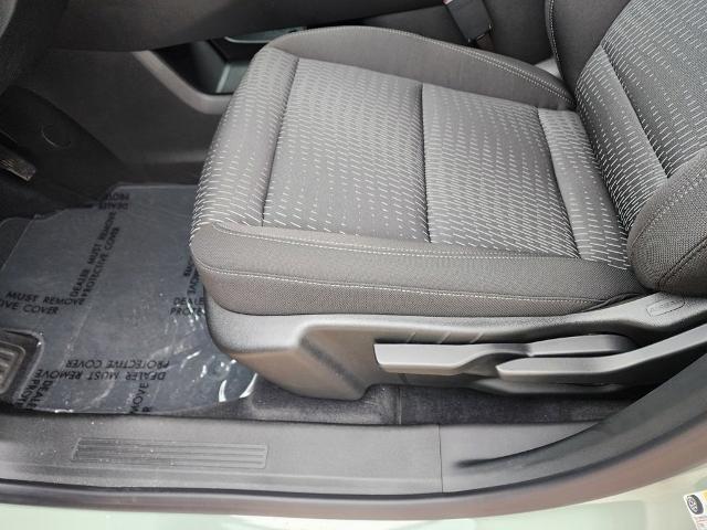 2025 Chevrolet Equinox Vehicle Photo in PARIS, TX 75460-2116