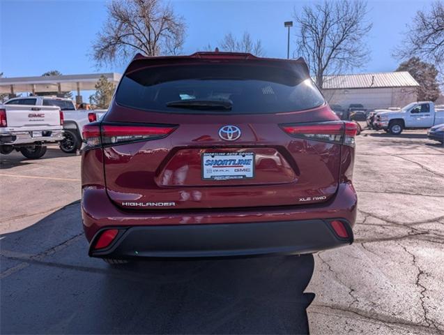 2022 Toyota Highlander Vehicle Photo in AURORA, CO 80012-4011