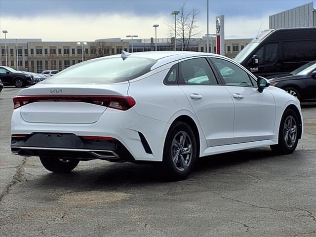 Used 2023 Kia K5 LXS with VIN 5XXG14J27PG196563 for sale in Springfield, IL