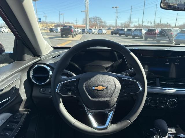 2025 Chevrolet Trax Vehicle Photo in MANHATTAN, KS 66502-5036