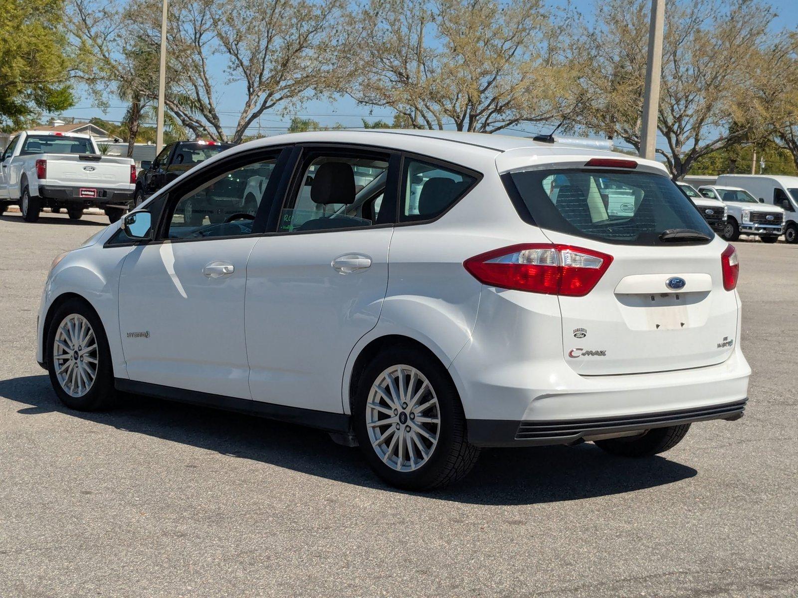 2016 Ford C-Max Hybrid Vehicle Photo in St. Petersburg, FL 33713