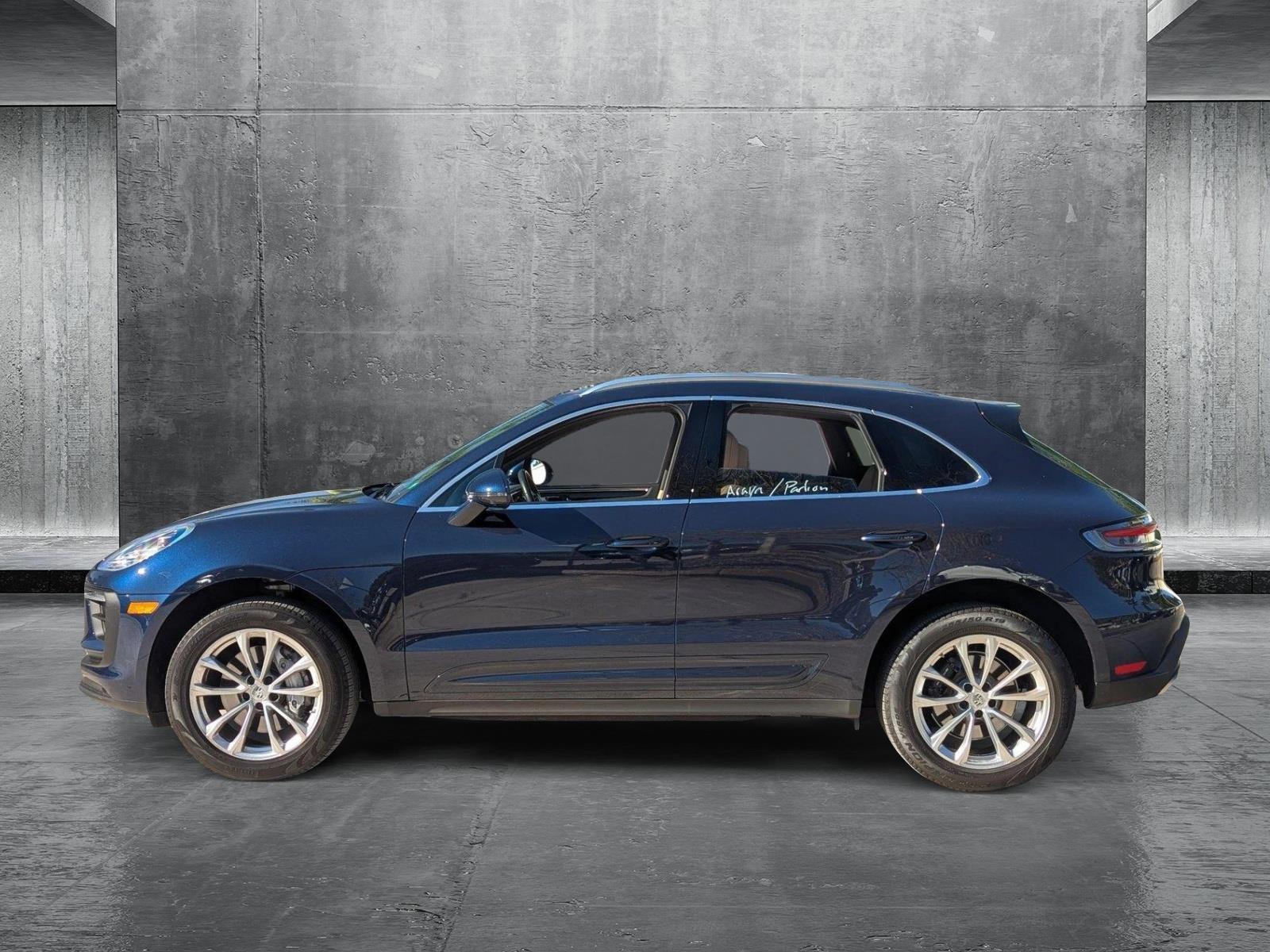 2022 Porsche Macan Vehicle Photo in Pembroke Pines , FL 33027