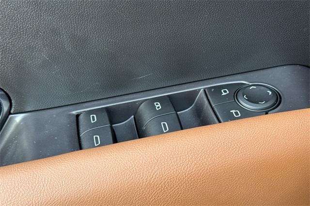 2023 GMC Canyon Vehicle Photo in ELK GROVE, CA 95757-8703