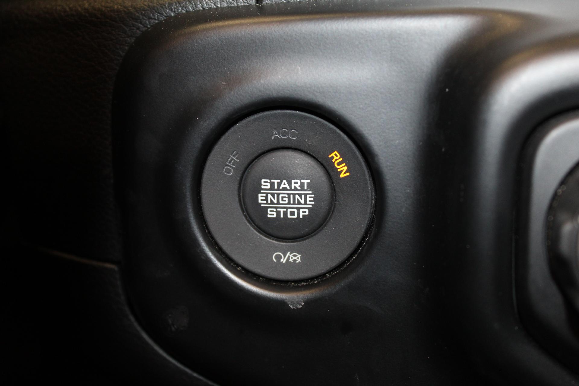 2022 Jeep Gladiator Vehicle Photo in NORTHAMPTON, MA 01060-1120