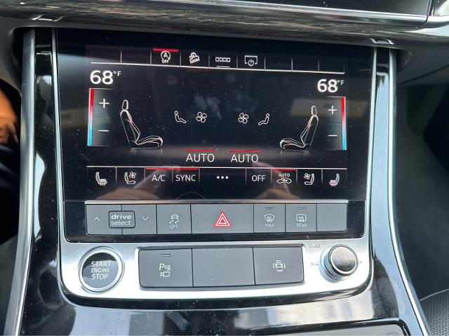 2025 Audi Q8 Vehicle Photo in HOUSTON, TX 77090