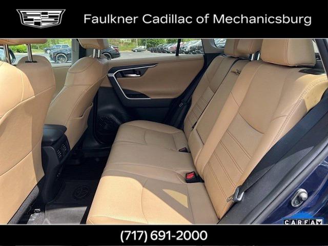 2019 Toyota RAV4 Vehicle Photo in MECHANICSBURG, PA 17050-1707