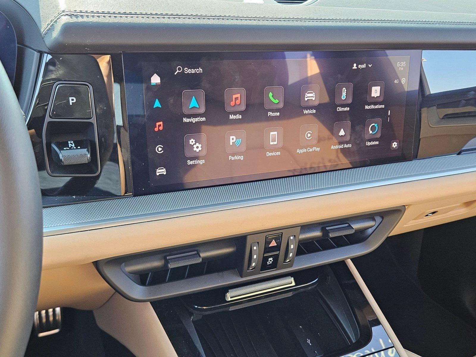 2024 Porsche Cayenne Vehicle Photo in Fort Lauderdale, FL 33316