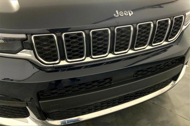 2023 Jeep Grand Cherokee L Vehicle Photo in KANSAS CITY, MO 64114-4545