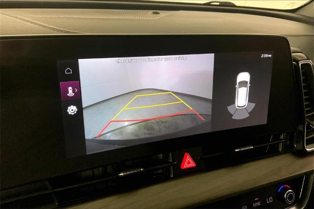 2023 Kia Sportage Vehicle Photo in Lees Summit, MO 64086