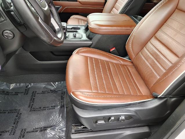 2023 GMC Sierra 1500 Vehicle Photo in GREEN BAY, WI 54304-5303