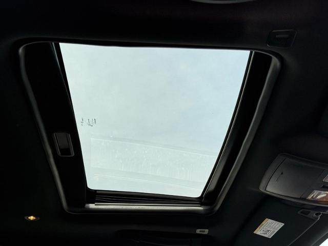 2021 Dodge Challenger Vehicle Photo in COLUMBIA, MO 65203-3903