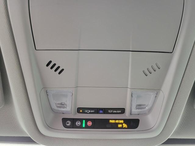 2023 GMC Acadia Vehicle Photo in GREEN BAY, WI 54303-3330