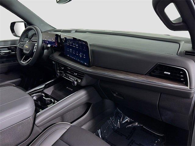2025 Chevrolet Suburban Vehicle Photo in PUYALLUP, WA 98371-4149