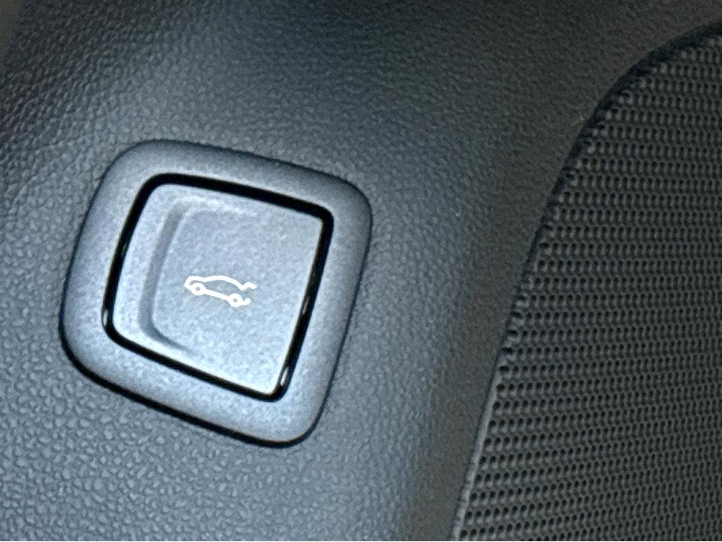 2023 Cadillac CT5 Vehicle Photo in POOLER, GA 31322-3252