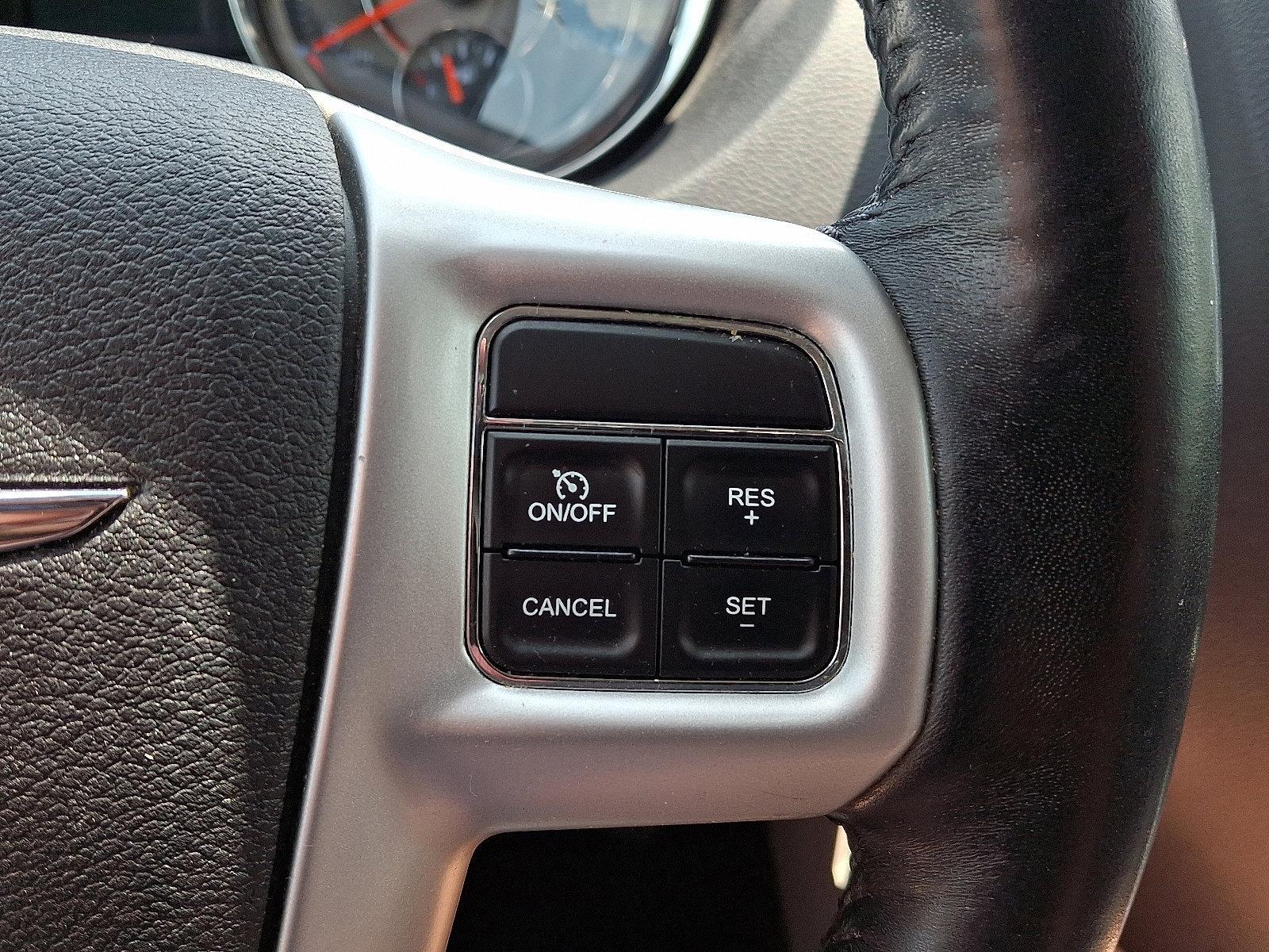 2016 Chrysler Town & Country Vehicle Photo in Harrisburg, PA 17111