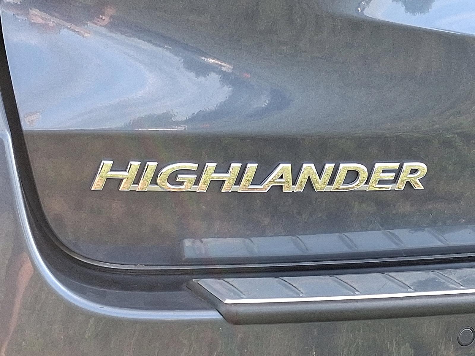 2018 Toyota Highlander Vehicle Photo in Easton, PA 18045