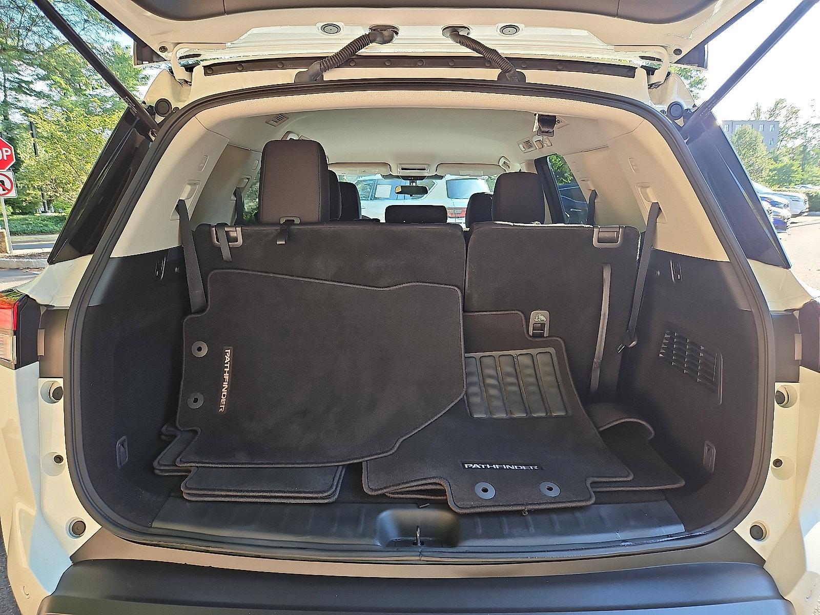 2023 Nissan Pathfinder Vehicle Photo in Jenkintown, PA 19046
