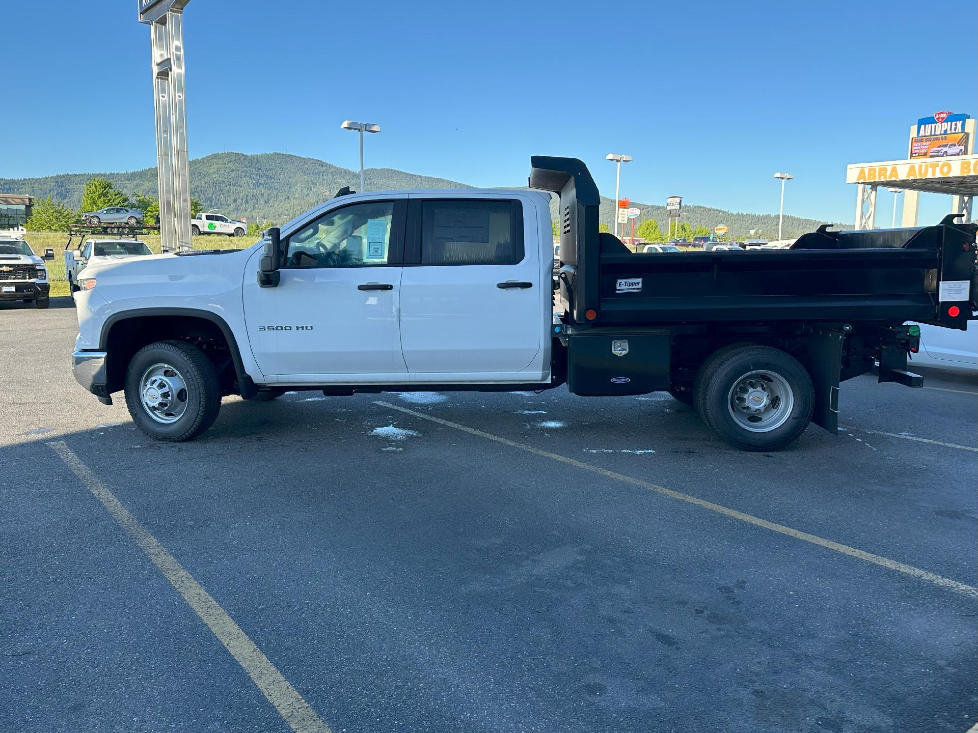 2024 Chevrolet Silverado 3500 HD Chassis Cab Vehicle Photo in POST FALLS, ID 83854-5365