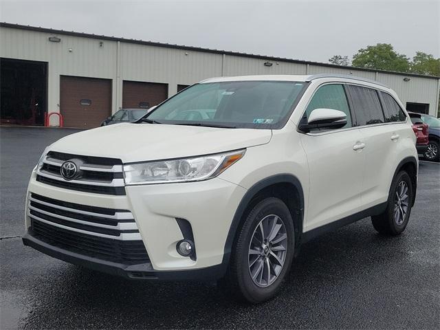 2019 Toyota Highlander Vehicle Photo in New Bloomfield, PA 17068