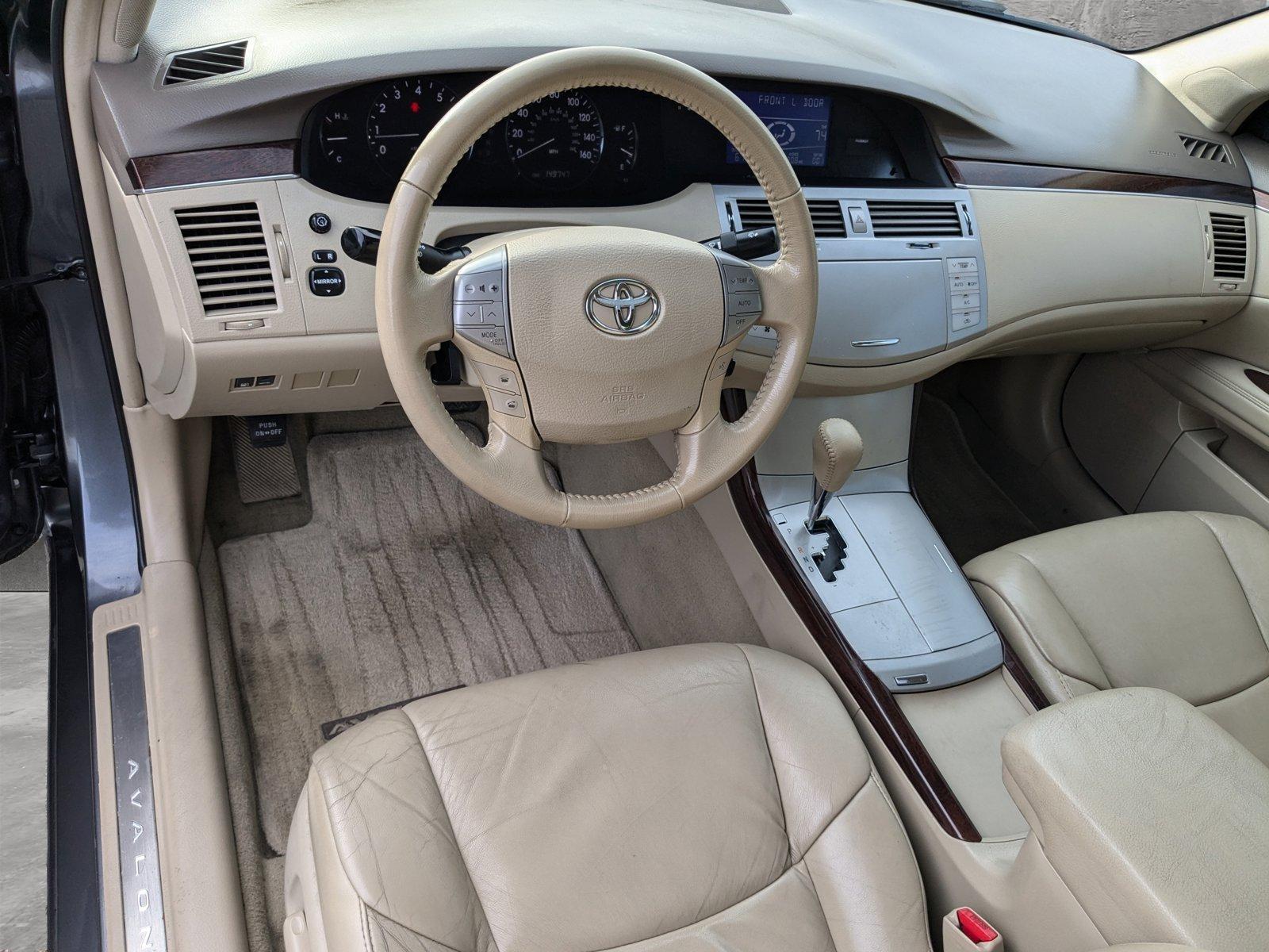 2009 Toyota Avalon Vehicle Photo in Spokane Valley, WA 99212