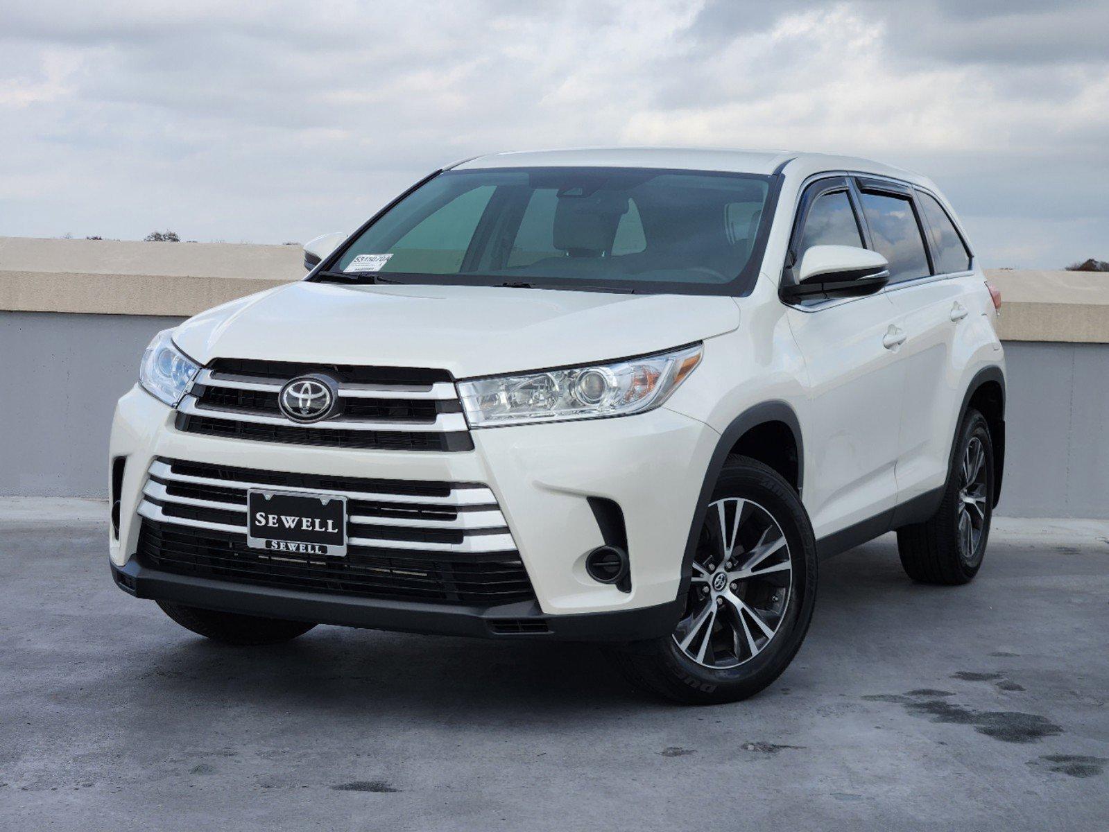 2019 Toyota Highlander Vehicle Photo in DALLAS, TX 75209