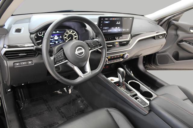 2023 Nissan Altima Vehicle Photo in Green Bay, WI 54304