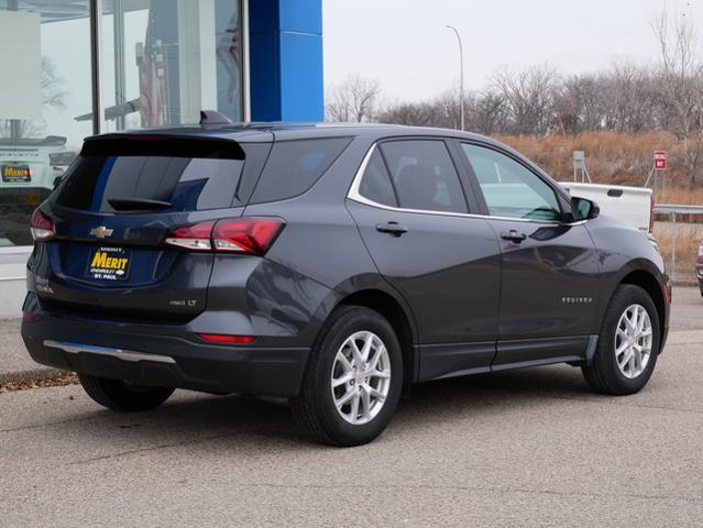 2022 Chevrolet Equinox Vehicle Photo in MAPLEWOOD, MN 55119-4794