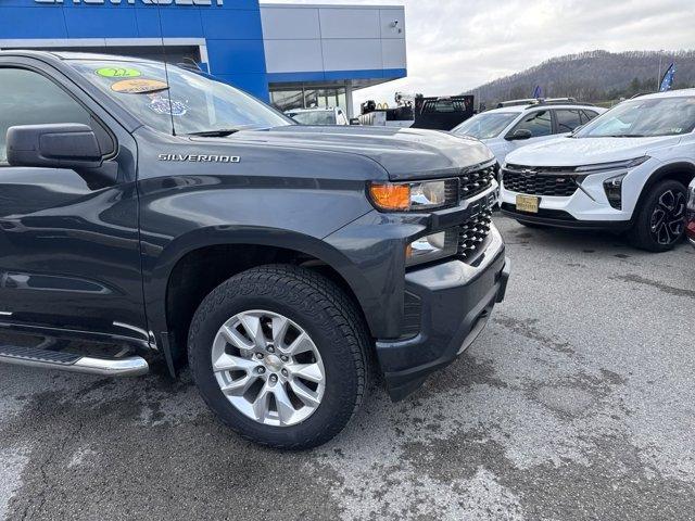 Used 2022 Chevrolet Silverado 1500 Limited Custom with VIN 1GCPYBEK0NZ137116 for sale in Sutton, WV