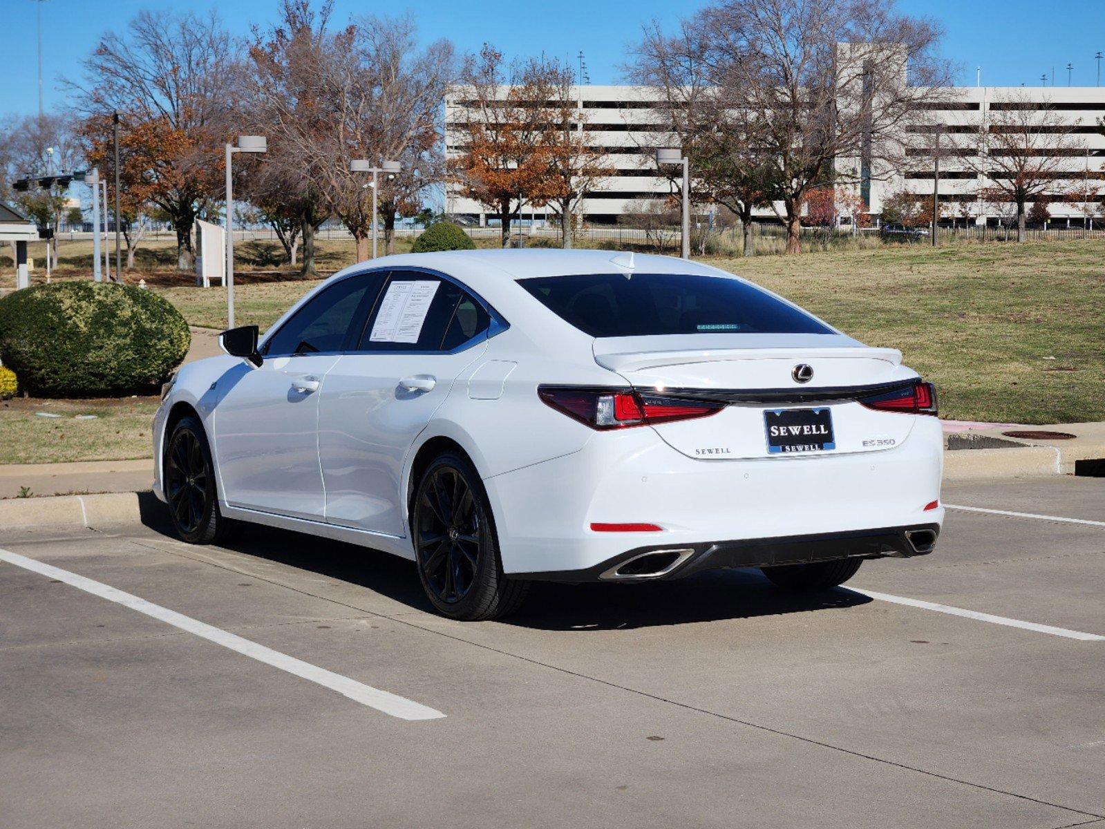 2024 Lexus ES 350 Vehicle Photo in PLANO, TX 75024