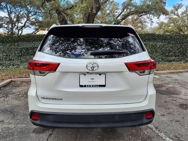 2018 Toyota Highlander Vehicle Photo in SAN ANTONIO, TX 78230-1001