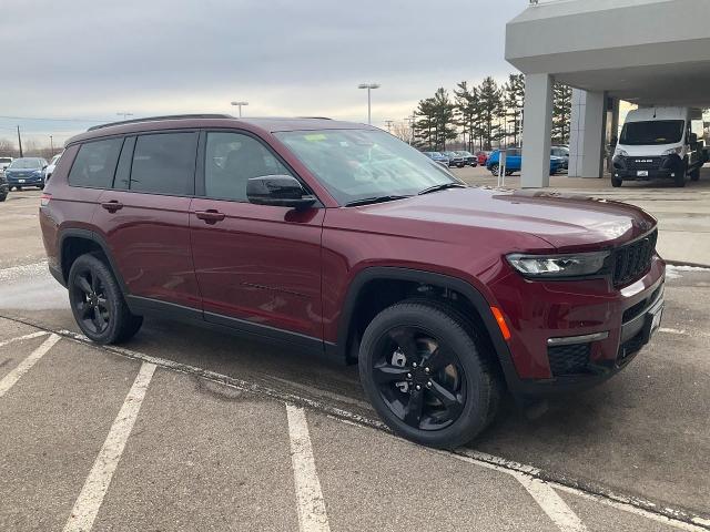 2025 Jeep Grand Cherokee L Vehicle Photo in Kaukauna, WI 54130