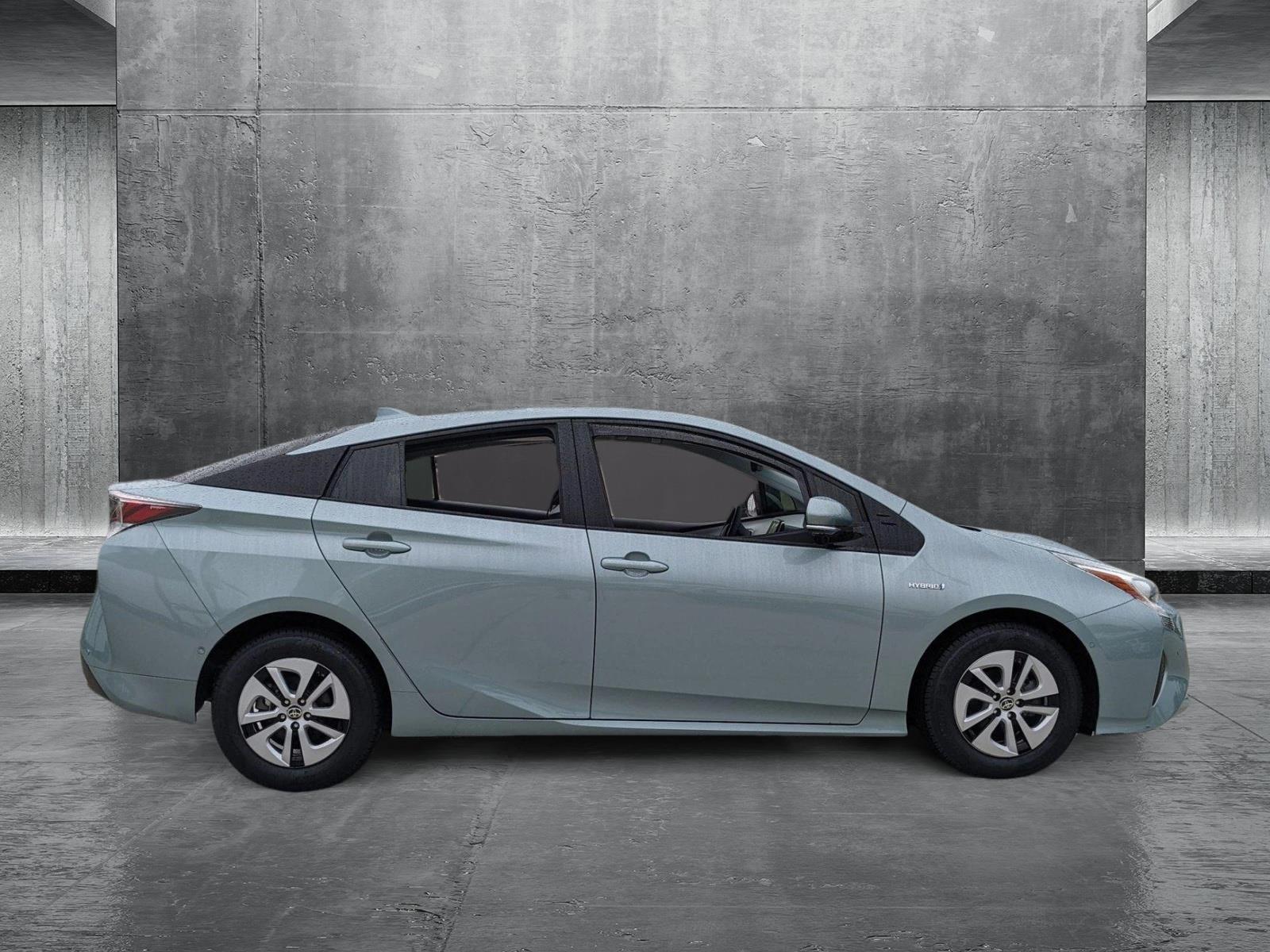 2018 Toyota Prius Vehicle Photo in Davie, FL 33331