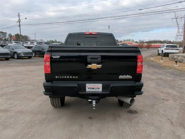 2017 Chevrolet Silverado 2500HD Vehicle Photo in ALBERTVILLE, AL 35950-0246