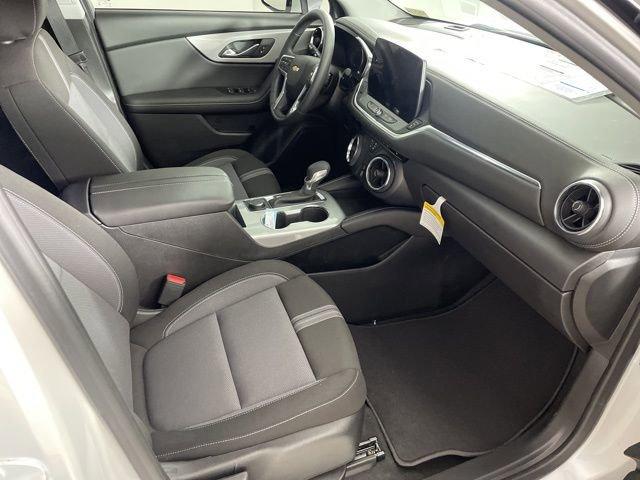2025 Chevrolet Blazer Vehicle Photo in PHOENIX, AZ 85014-3381
