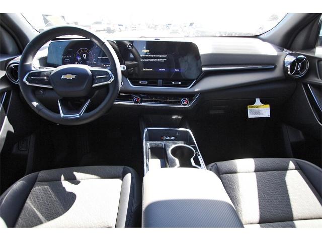 2025 Chevrolet Equinox Vehicle Photo in ROSENBERG, TX 77471-5675