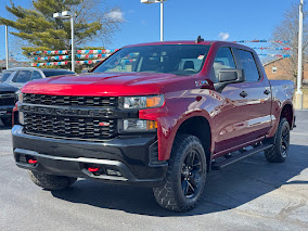 2021 Chevrolet Silverado 1500 Vehicle Photo in BOONVILLE, IN 47601-9633