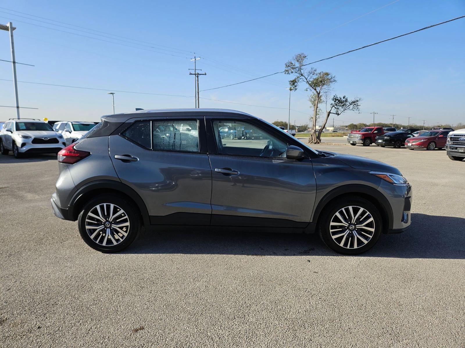 2021 Nissan Kicks Vehicle Photo in Seguin, TX 78155