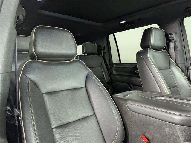 2022 GMC Yukon XL Vehicle Photo in ENGLEWOOD, CO 80113-6708