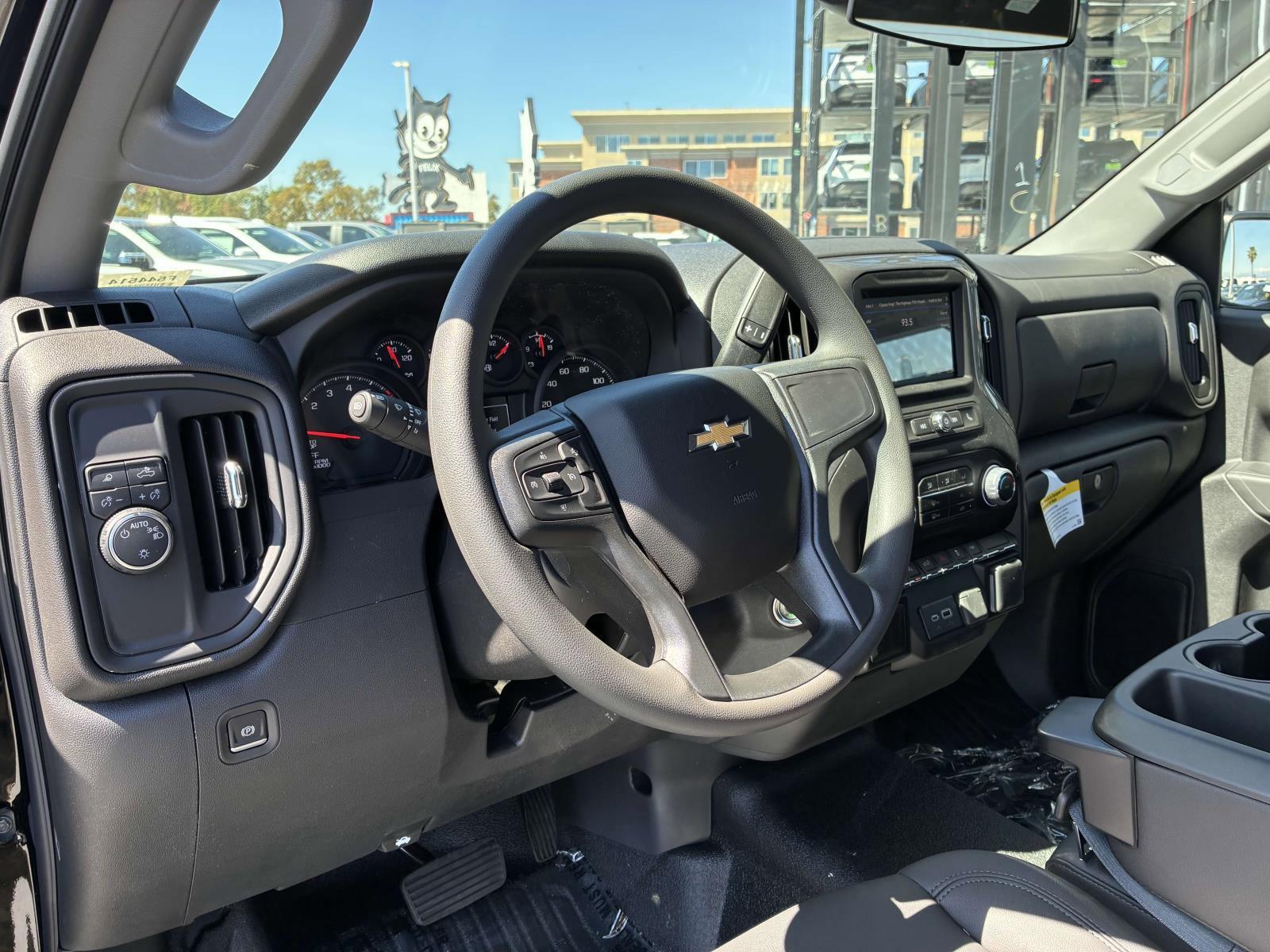 2025 Chevrolet Silverado 1500 Vehicle Photo in LOS ANGELES, CA 90007-3794