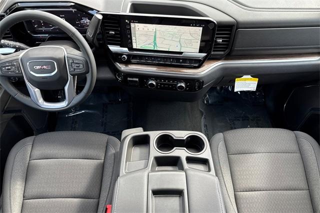 2025 GMC Sierra 1500 Vehicle Photo in ELK GROVE, CA 95757-8703