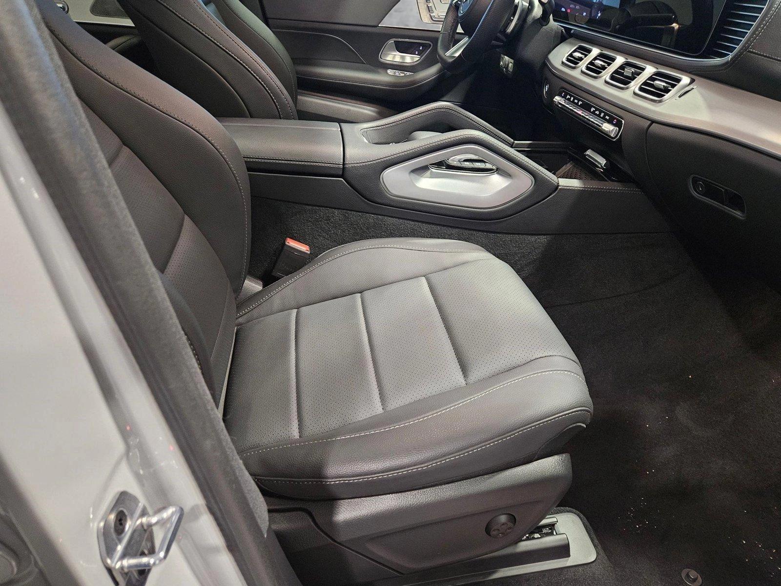 2025 Mercedes-Benz GLS Vehicle Photo in Coconut Creek, FL 33073