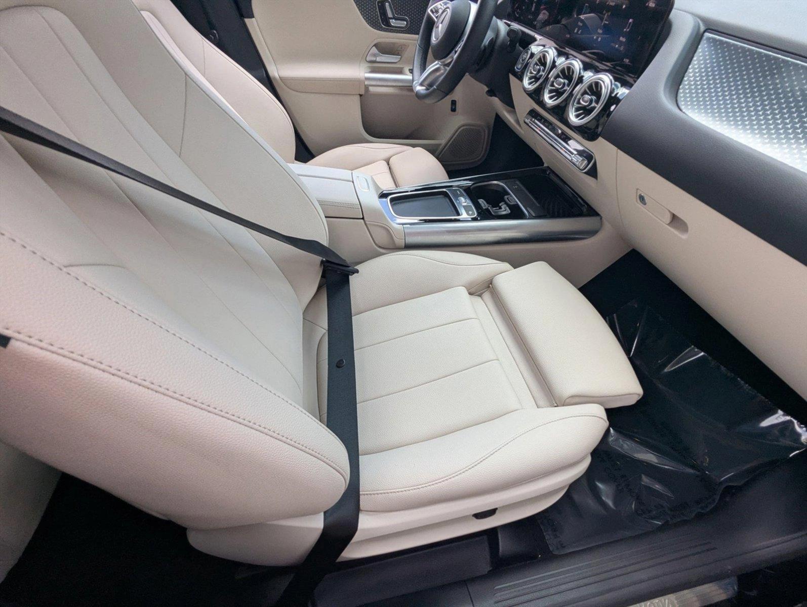 2025 Mercedes-Benz GLA Vehicle Photo in Delray Beach, FL 33444