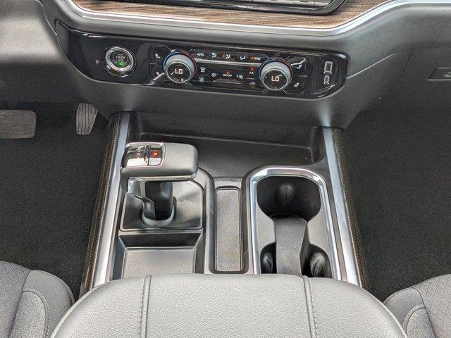 2024 Chevrolet Silverado 1500 Vehicle Photo in BRUNSWICK, GA 31525-1881