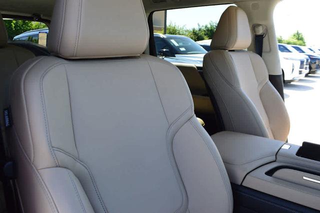 2025 INFINITI QX80 Vehicle Photo in Houston, TX 77090