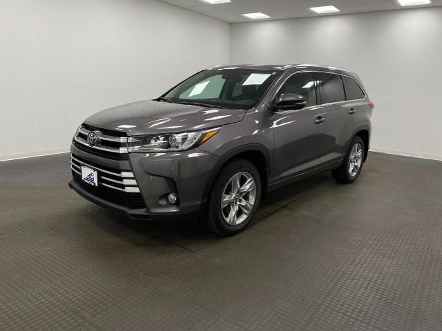 2017 Toyota Highlander Vehicle Photo in Appleton, WI 54913