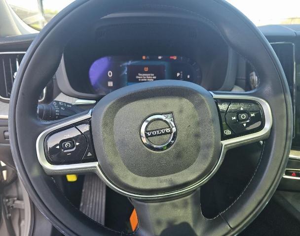 2022 Volvo XC60 Vehicle Photo in Houston, TX 77007