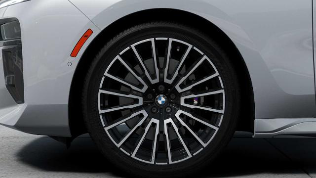 2025 BMW 760i xDrive Vehicle Photo in GRAPEVINE, TX 76051